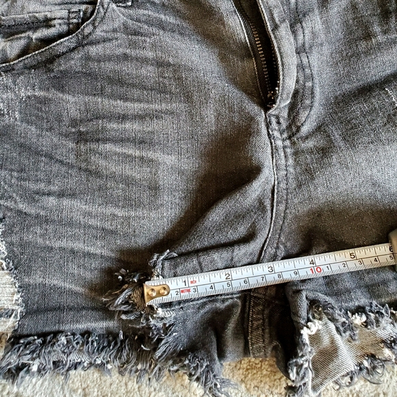 🏜Boho Stitch Denim Shorts 😍 - Picture 10 of 13